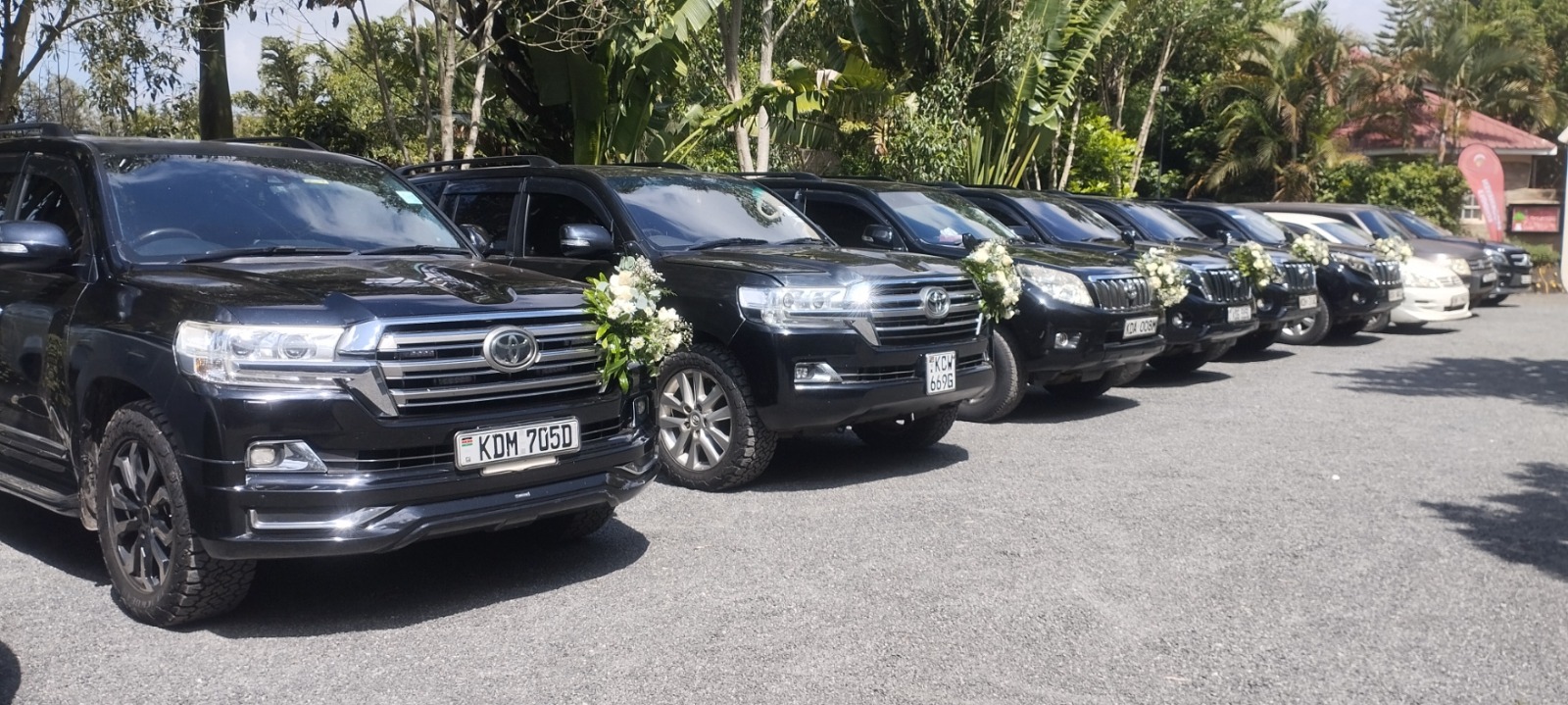 Black Saloon Motorcade for car hire in Nairobi