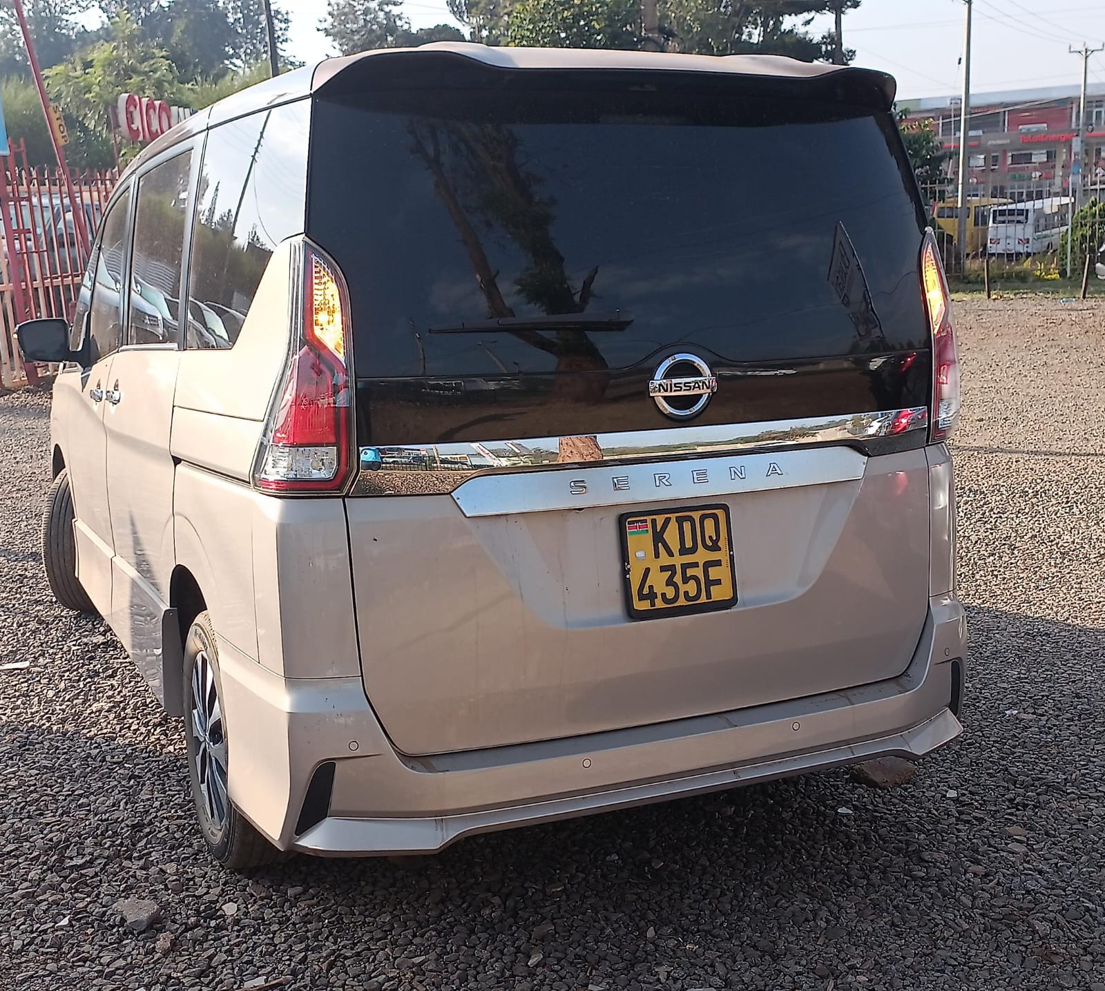 Nissan Serena (Side) for car hire in Nairobi