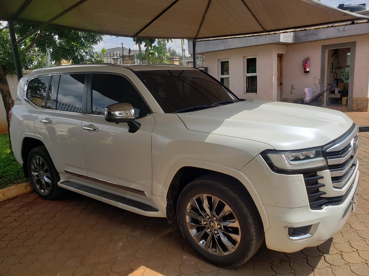 Toyota Land Cruiser 300 (White) for car hire in Nairobi