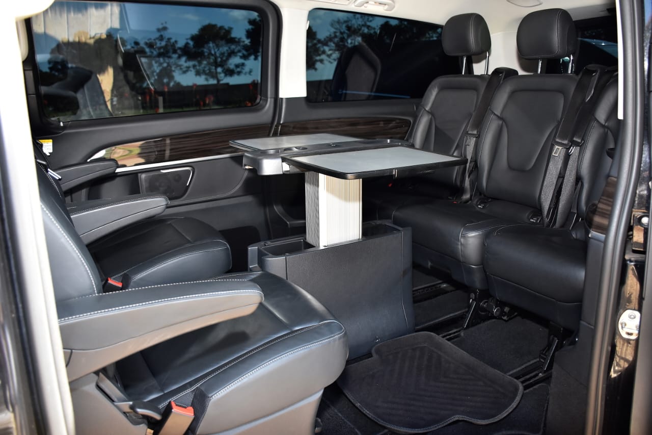 Executive Dark Saloon for car hire in Nairobi